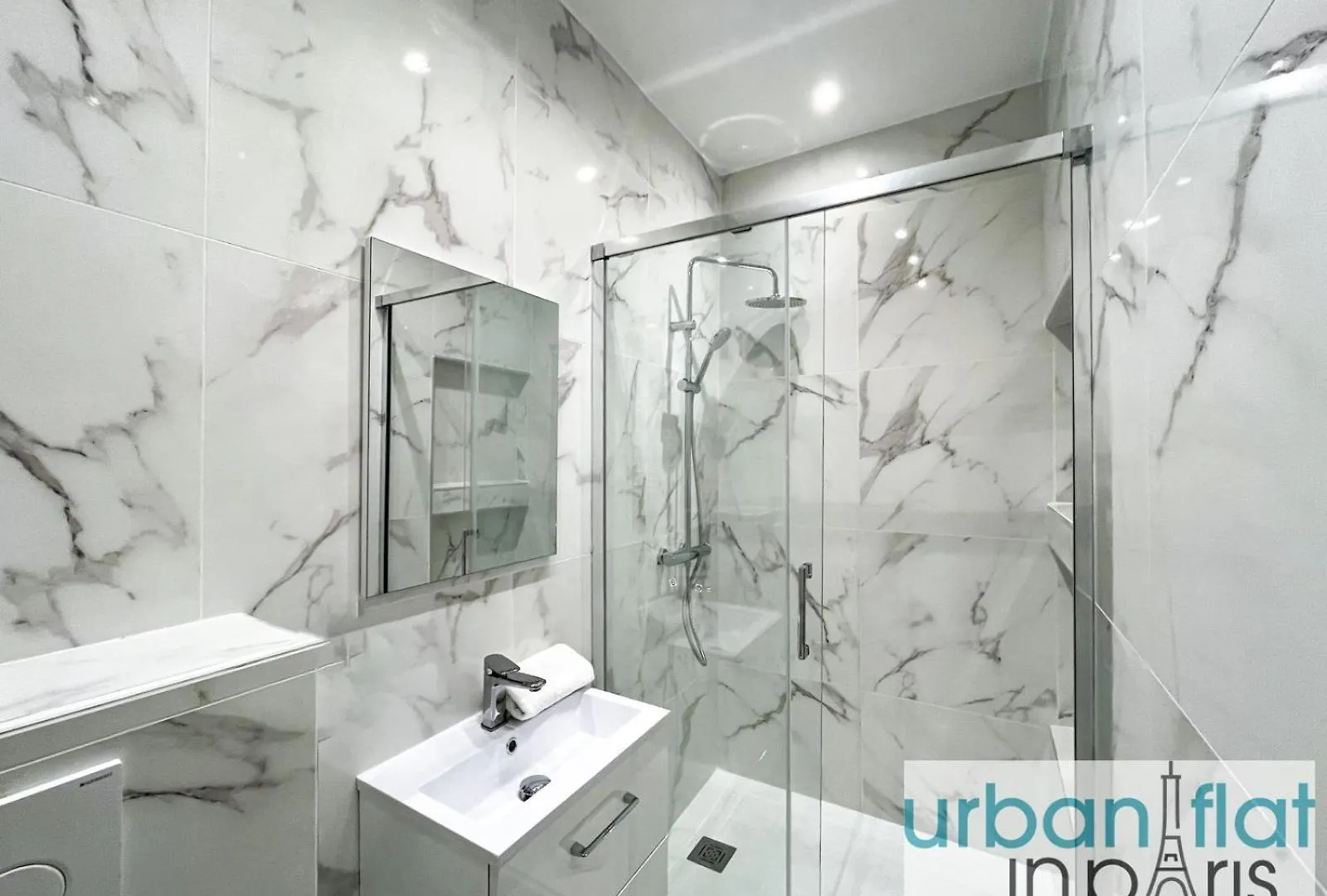 Urban Flat 05 - Beautiful Flat In Paris Apartment